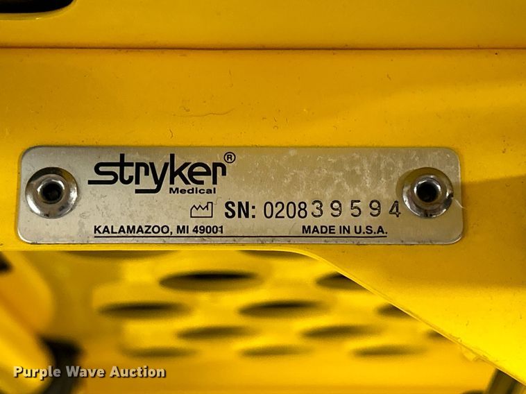 image for item MO9068 Stryker 6092 EZ-Pro R3  Stretcher