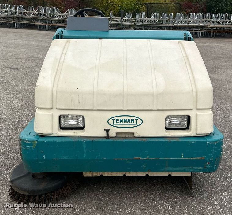 image for item MQ9502 Tennant 6500  sweeper