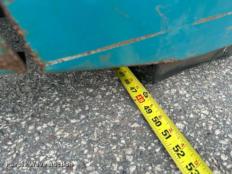 image for item MQ9502 Tennant 6500  sweeper