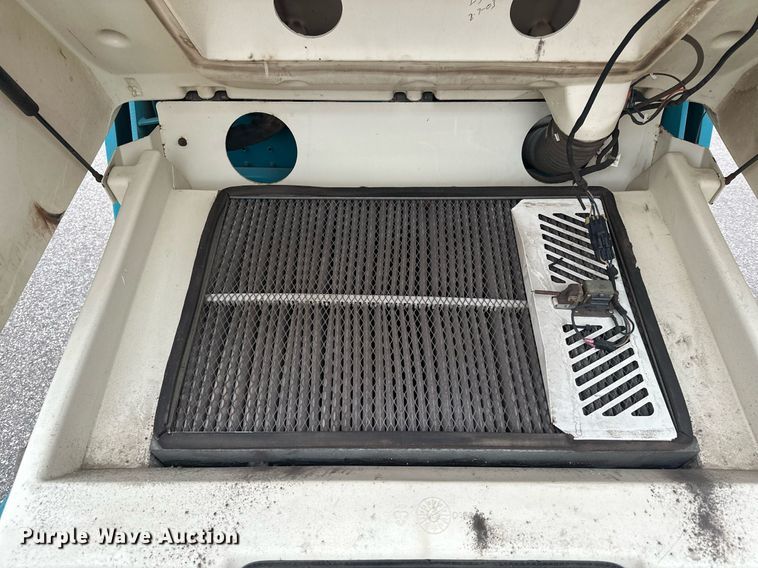 image for item MQ9502 Tennant 6500  sweeper