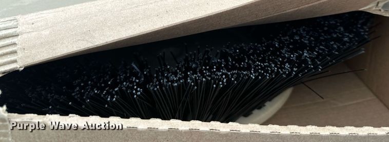 image for item MQ9502 Tennant 6500  sweeper