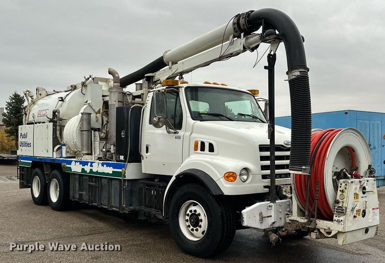 image for item MQ9503 2002 Sterling LT7501  sewer jetter truck