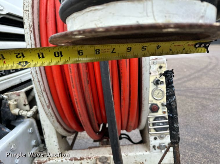 image for item MQ9503 2002 Sterling LT7501  sewer jetter truck