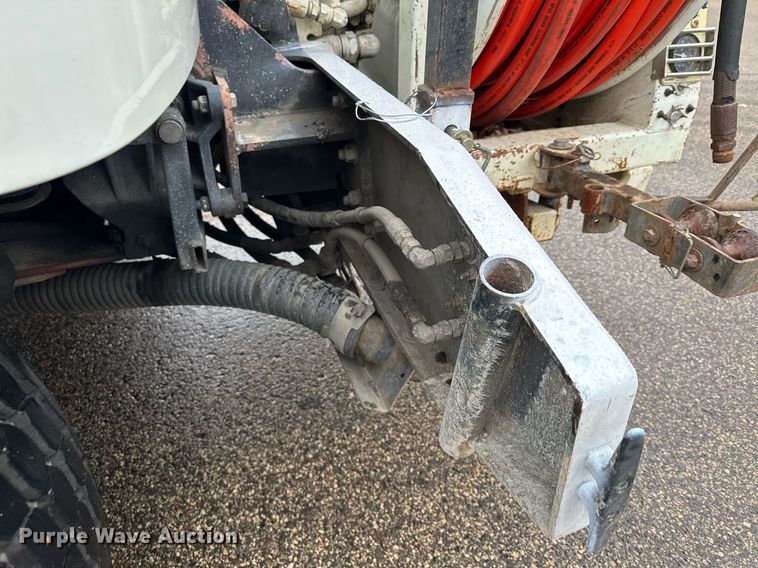 image for item MQ9503 2002 Sterling LT7501  sewer jetter truck