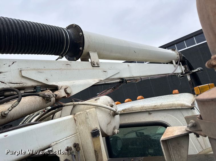 image for item MQ9503 2002 Sterling LT7501  sewer jetter truck