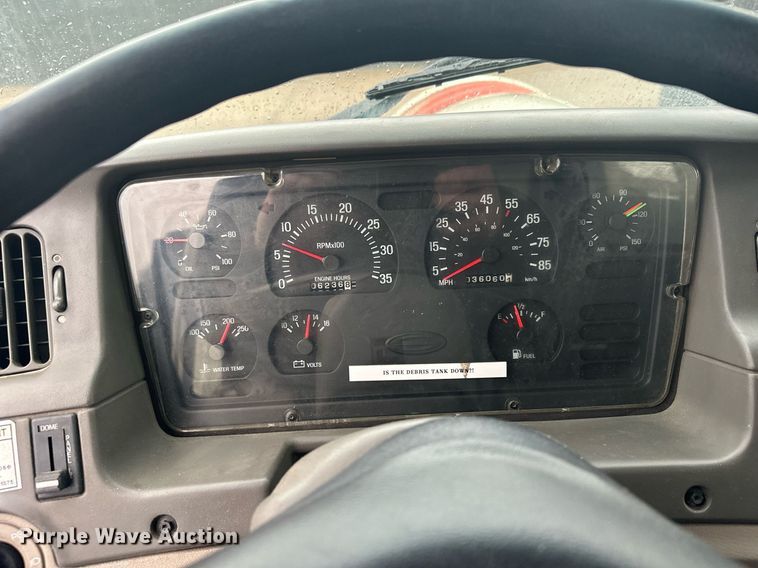 image for item MQ9503 2002 Sterling LT7501  sewer jetter truck