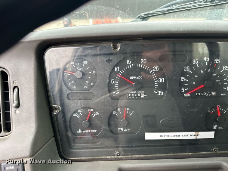 image for item MQ9503 2002 Sterling LT7501  sewer jetter truck