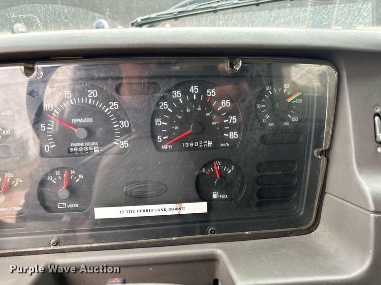 image for item MQ9503 2002 Sterling LT7501  sewer jetter truck