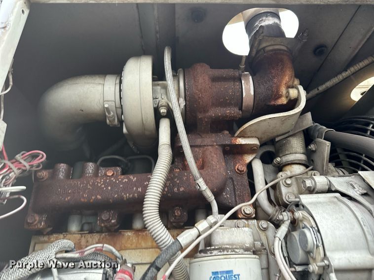 image for item MQ9503 2002 Sterling LT7501  sewer jetter truck