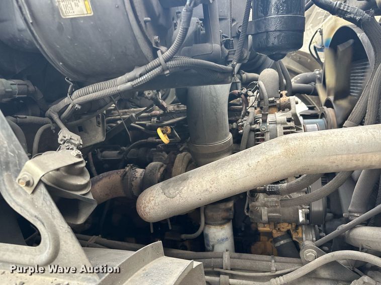 image for item MQ9503 2002 Sterling LT7501  sewer jetter truck