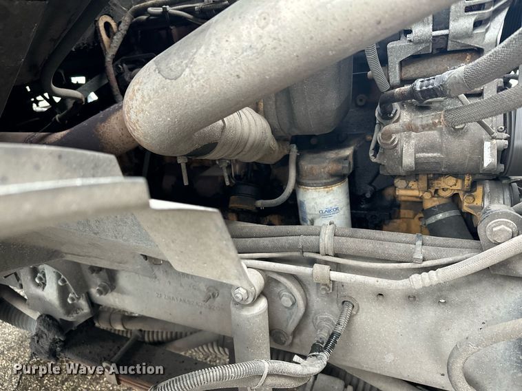 image for item MQ9503 2002 Sterling LT7501  sewer jetter truck