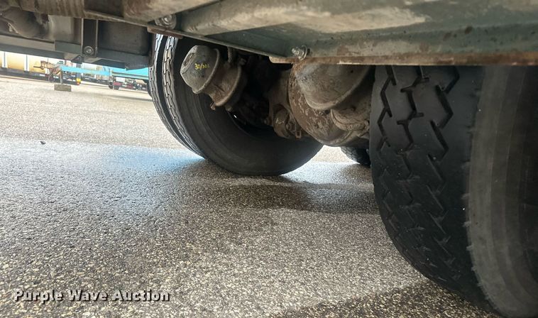 image for item MQ9503 2002 Sterling LT7501  sewer jetter truck