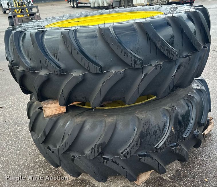 image for item MQ9505 (4) Firestone Performer tractor tires and wheels