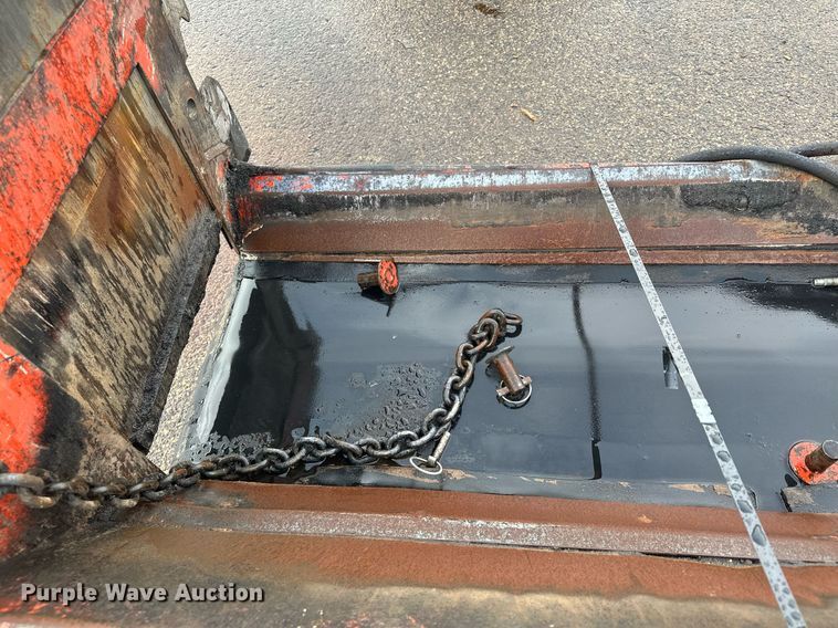 image for item MQ9506 HTC 1800  truck bed conveyor