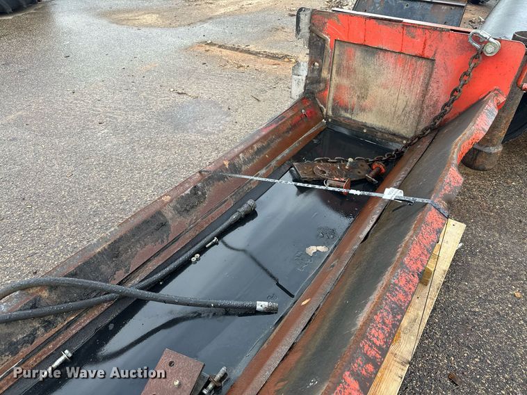 image for item MQ9506 HTC 1800  truck bed conveyor