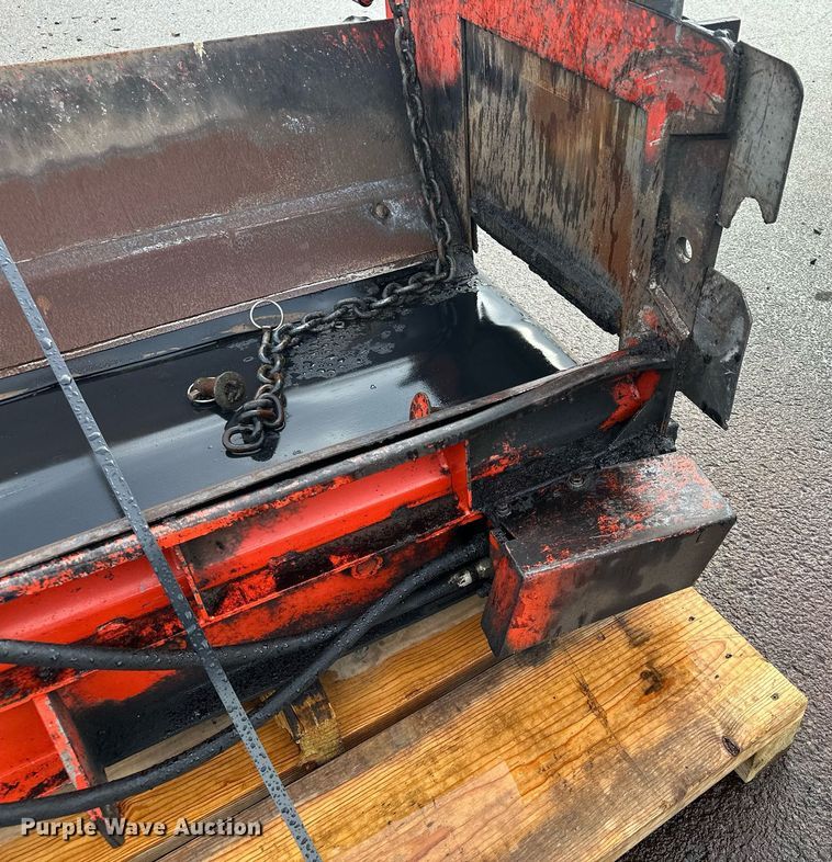 image for item MQ9506 HTC 1800  truck bed conveyor