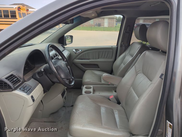 image for item MX9438 2008 Honda Odyssey  van