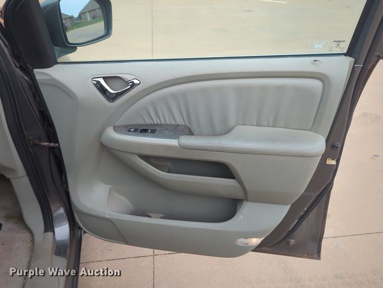 image for item MX9438 2008 Honda Odyssey  van