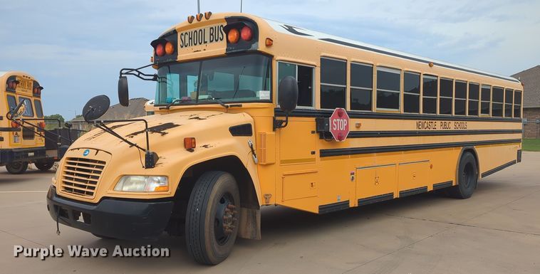 image for item MX9440 2008 Blue Bird Vision  school bus