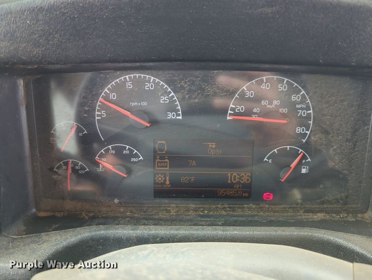 image for item MX9440 2008 Blue Bird Vision  school bus