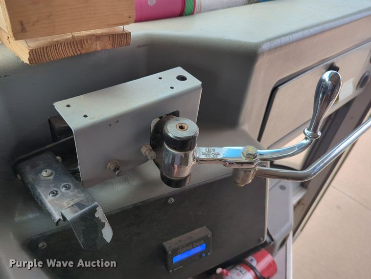 image for item MX9440 2008 Blue Bird Vision  school bus