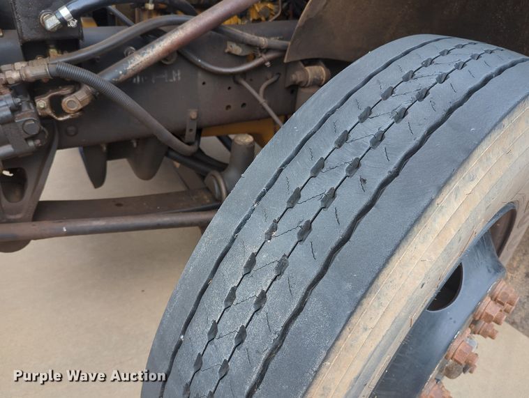 image for item MX9440 2008 Blue Bird Vision  school bus