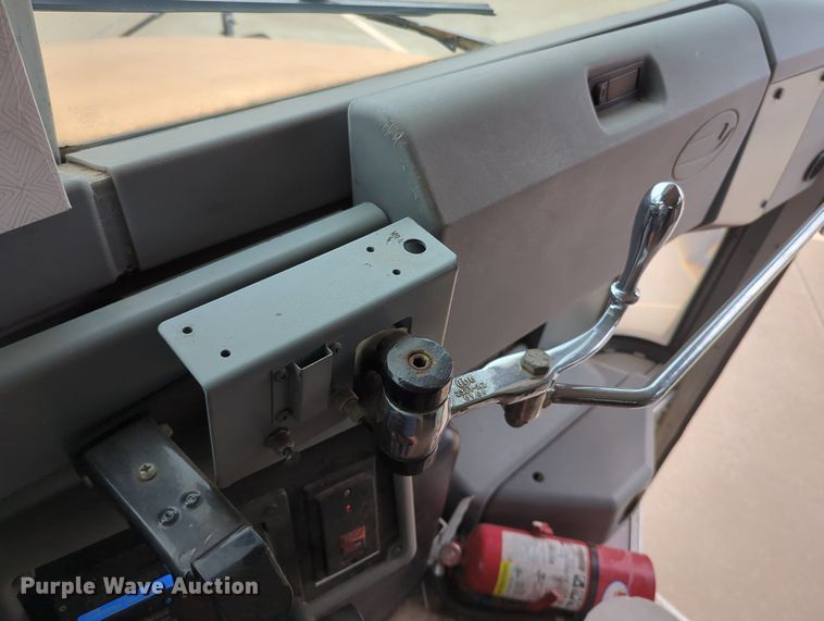 image for item MX9441 2007 Blue Bird Vision  school bus