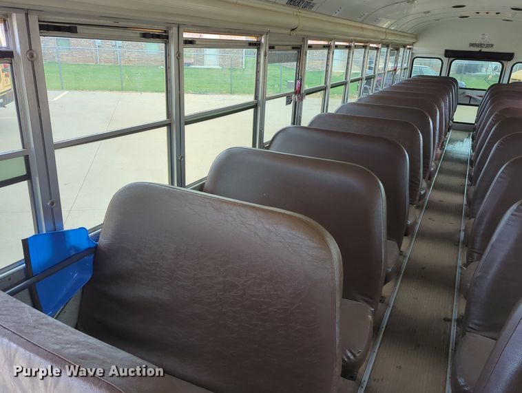 image for item MX9441 2007 Blue Bird Vision  school bus