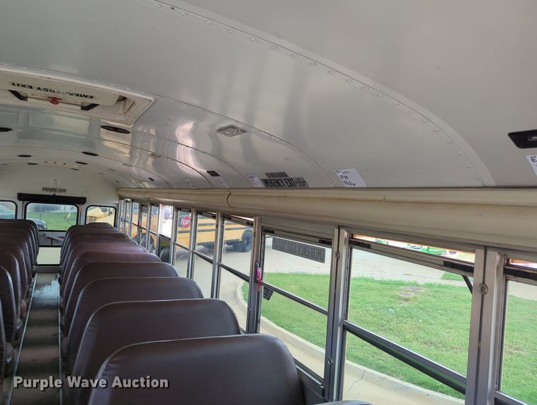 image for item MX9441 2007 Blue Bird Vision  school bus