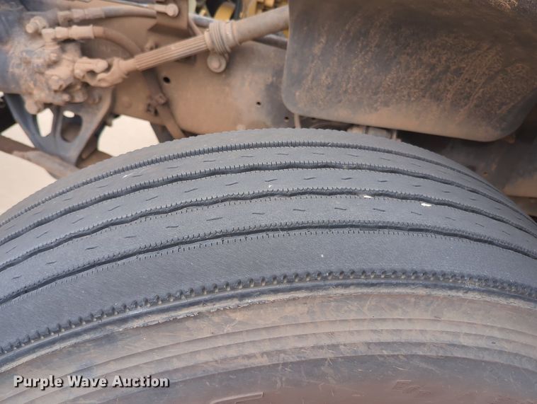 image for item MX9441 2007 Blue Bird Vision  school bus