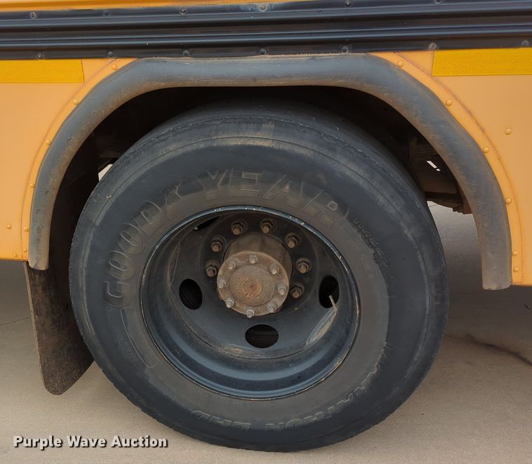 image for item MX9441 2007 Blue Bird Vision  school bus