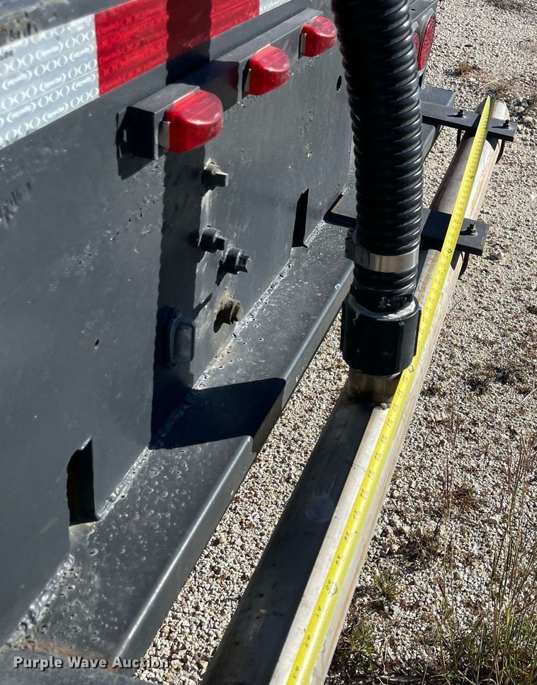 image for item NA9666 1978 Ledwell  drop deck trailer