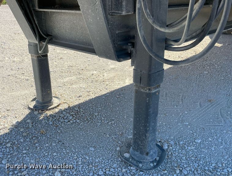 image for item NA9666 1978 Ledwell  drop deck trailer