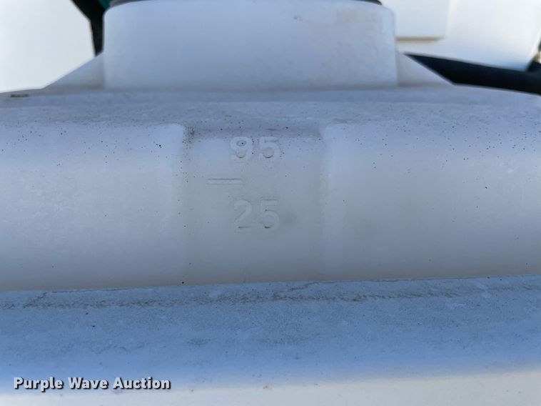 image for item NA9667 1994 Ford F600  water truck