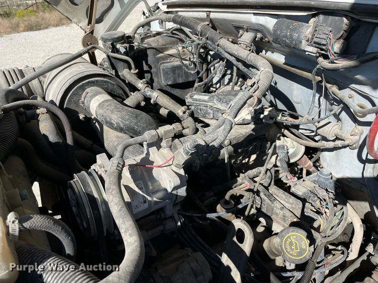 image for item NA9667 1994 Ford F600  water truck