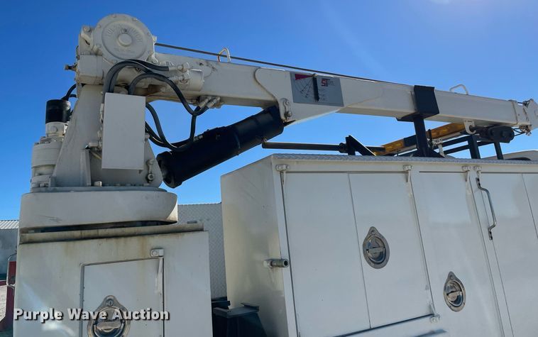 image for item NA9669 1987 Ford F8000  utility / service truck