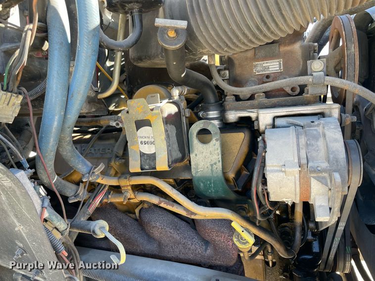 image for item NA9669 1987 Ford F8000  utility / service truck