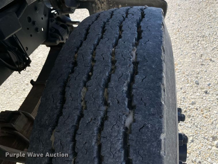 image for item NA9669 1987 Ford F8000  utility / service truck