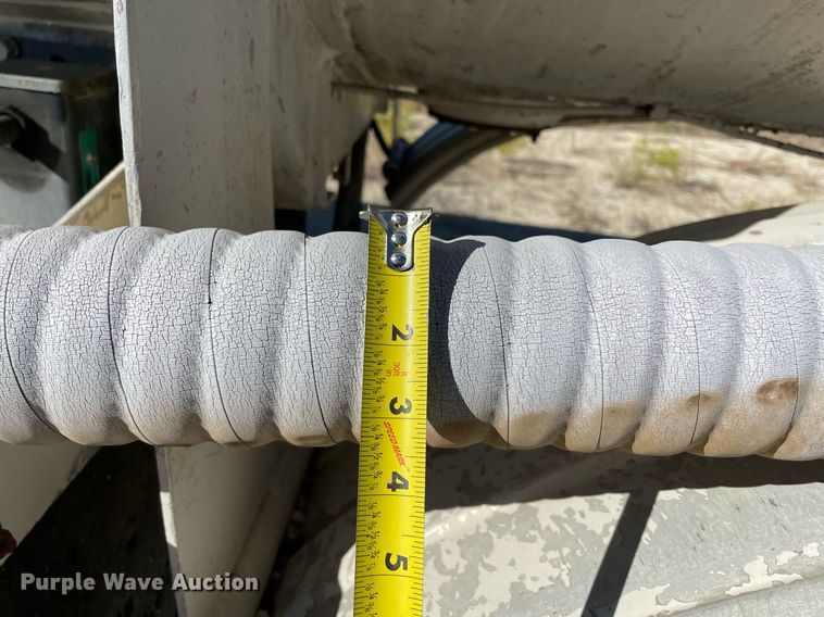 image for item NA9670 1977 Fruehauf TAG-F2-ESF  tank trailer