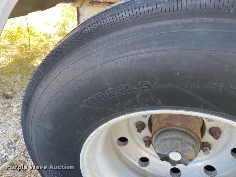 image for item NA9670 1977 Fruehauf TAG-F2-ESF  tank trailer