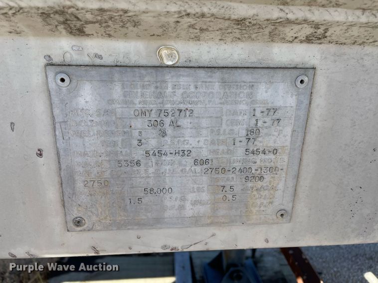 image for item NA9670 1977 Fruehauf TAG-F2-ESF  tank trailer