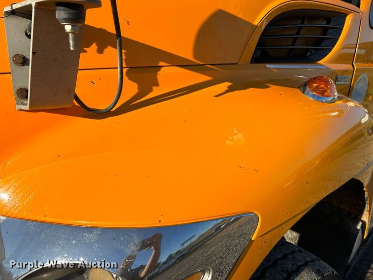 image for item NI9047 2010 International WorkStar 7400  dump truck