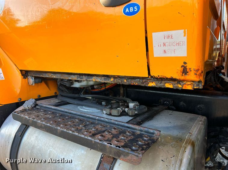 image for item NI9047 2010 International WorkStar 7400  dump truck