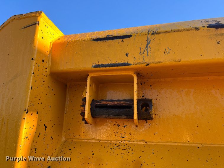 image for item NI9047 2010 International WorkStar 7400  dump truck