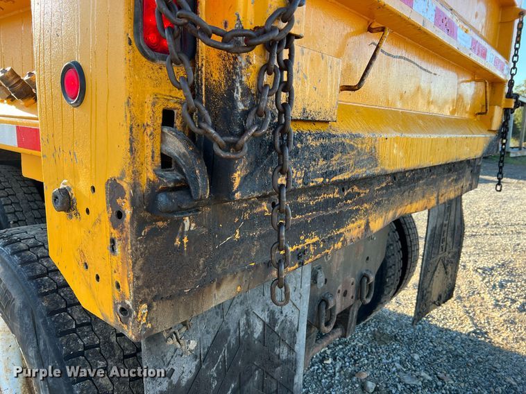 image for item NI9047 2010 International WorkStar 7400  dump truck