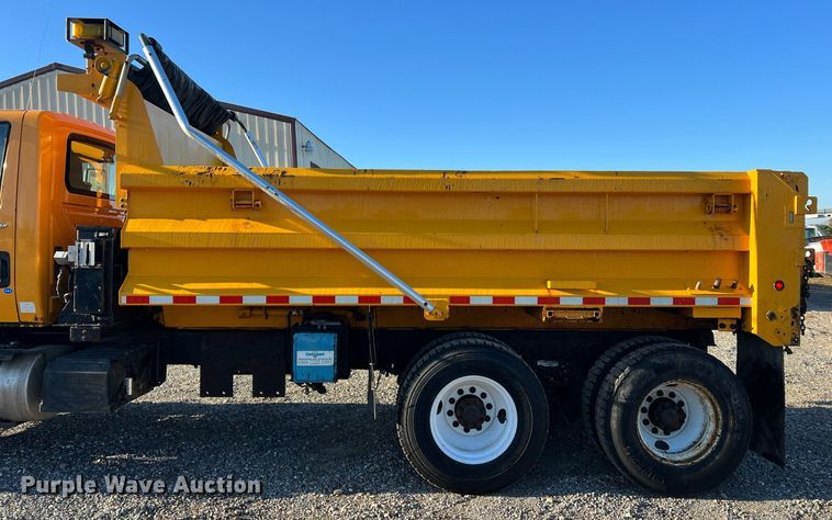 image for item NI9047 2010 International WorkStar 7400  dump truck