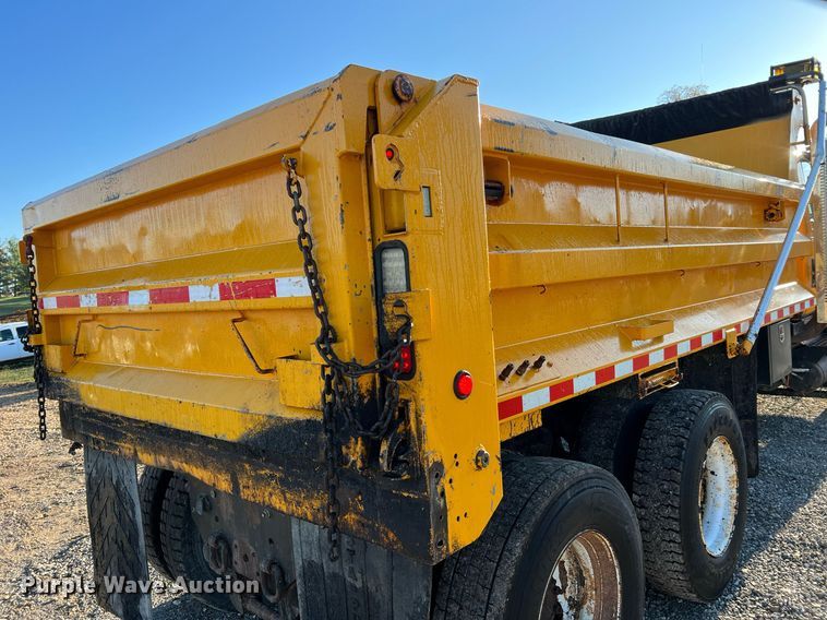 image for item NI9047 2010 International WorkStar 7400  dump truck