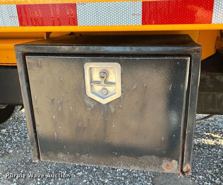 image for item NI9047 2010 International WorkStar 7400  dump truck