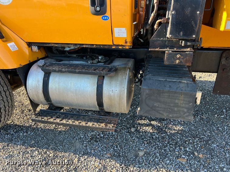 image for item NI9047 2010 International WorkStar 7400  dump truck