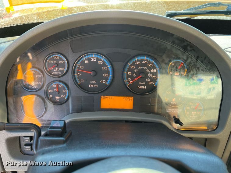 image for item NI9047 2010 International WorkStar 7400  dump truck